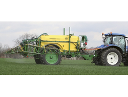 Опрыскиватели прицепные полевые ЕВРОПА