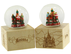 Шар стеклянный Москва 75*50 на деревянной подставке