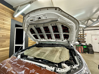 Шумоизоляция Toyota Fortuner / Тойота Фортунер