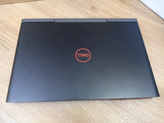 DELL INSPIRON 7577 КРАСНЫЙ ( 15.6 FHD IPS i5-7300H GTX1060(6Gb) 8Gb 1Tb + 128SSD )