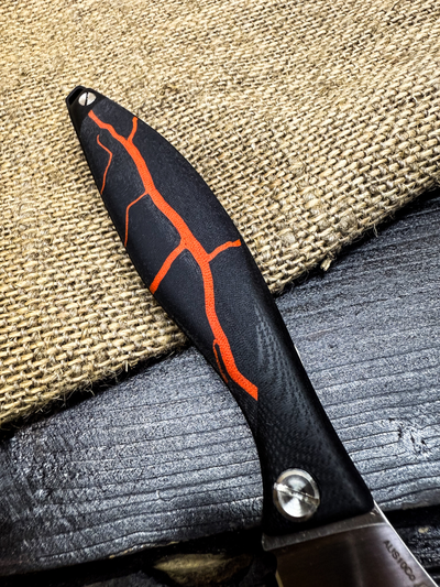 Фрикционный складной нож Канадец Большой сталь AUS10Co, рукоять G10/микарта оранжевая молния