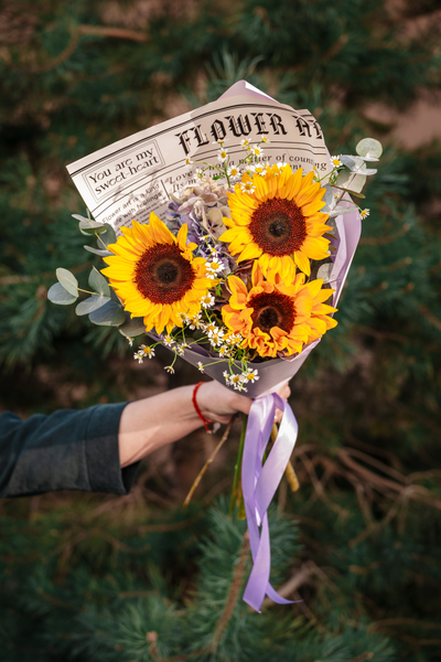 Букет с подсолнухами