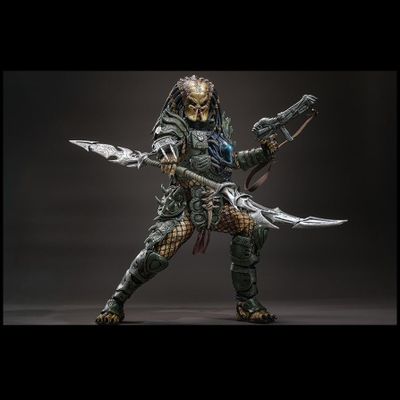 ПРЕДЗАКАЗ - Хищник (The Aliens vs. Predator) - Коллекционная фигурка 1/6 Broken Tusk Predator (CMS029) - Hot Toys ?ЦЕНА: 42900 РУБ.?