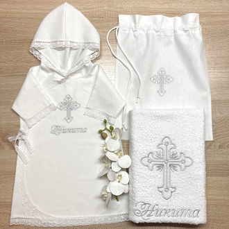 Именная крестильная рубашка для мальчика 100% хлопок, цвет вышивки на выбор, ткань на выбор - теплая (фланель) или стандарт (сатин): распашная спереди, с капюшоном, размеры от рождения до 2-х лет, вышиваем ваше имя