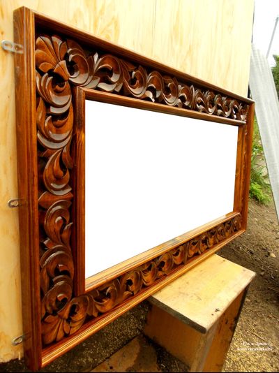 Резная рама для зеркала