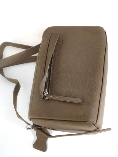 (АРТИКУЛ: 10062/1/2) СУМКА ЖЕНСКАЯ, НЕБОЛЬШАЯ, НАТУРАЛЬНАЯ КОЖА, ТЕМНО-БЕЖЕВАЯ, С ПЛЕЧЕВЫМ РЕМНЕМ