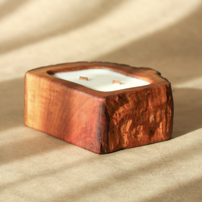 Ароматическая свеча в дереве 300 мл