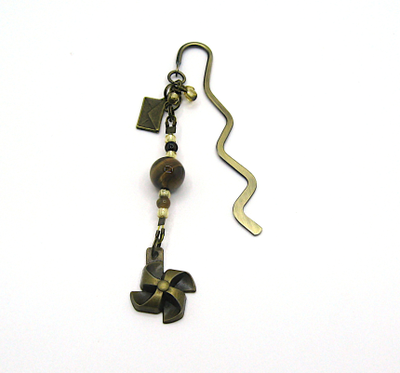 Закладка с тигровым глазом "Дует ветер"