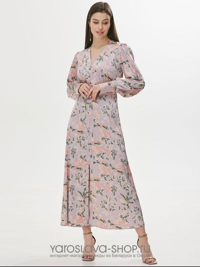 Нежное шелковое платье с растительным принтом