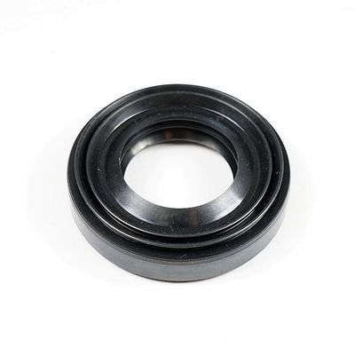 Сальник 28x52 9/11,5 три юбки