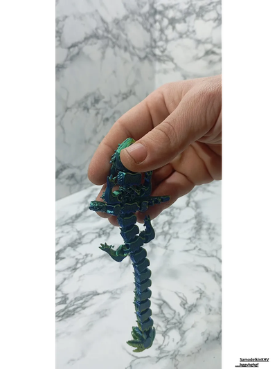 Дракон с розой