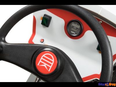 Bennett Hussar H760B