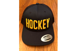 вышивка на черной бейсболке ХОККЕЙ