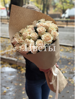 25 роз "Талея" в крафт-бумаге