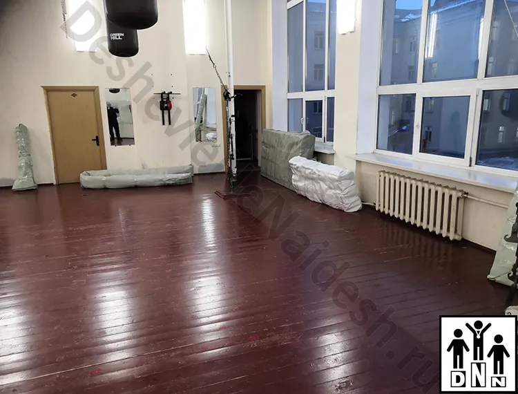 Монтаж ринга на помосте