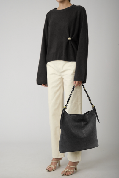 (АРТИКУЛ: 10046/03) СУМКА  ЖЕНСКАЯ, БОЛЬШАЯ, НАТУРАЛЬНЫЕ ЗАМША/ЛАКИРОВАННАЯ КОЖА, ЧЕРНАЯ, РУЧКА ЧЕРЕЗ ПЛЕЧО