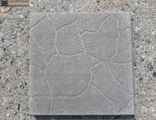 trotuarnaya-plitka-kamastone-tuchka-1042-300-300-30-seraya-beton