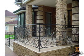 Кованые перила и лестничные ограждения