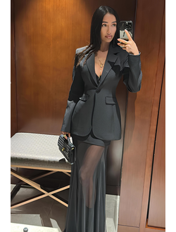 Приталенный жакет на одну пуговицу (черный)