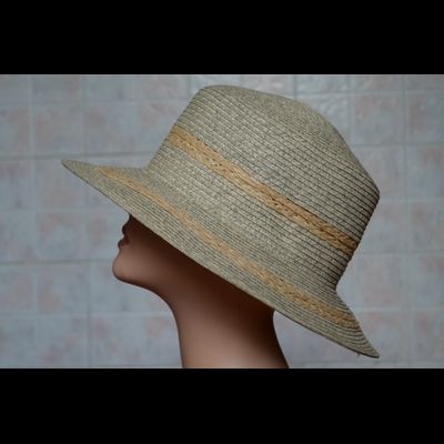 Шляпа сиреневая женская Италия Стефания Майороли