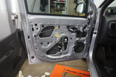 Шумоизоляция Renault Dokker Stepway / Рено Доккер Степвей