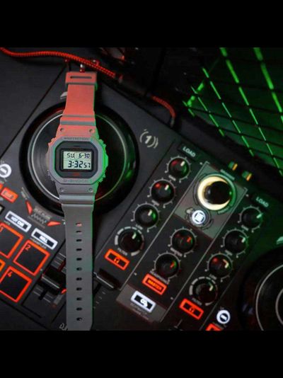 Часы Casio G-Shock DW-5600MNT-8