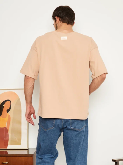 МУЖСКАЯ ФУТБОЛКА БЕЖЕВАЯ  "ВОЗДУШНАЯ"