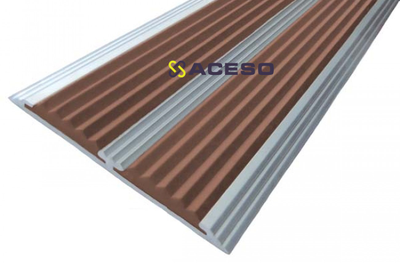 Алюминиевая полоса с двумя резиновыми  вставками цвет в ассортименте