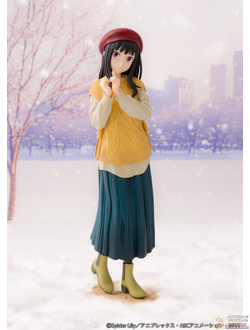 Фигурка 1/7 Такина Иноуэ (Takina Inoue Winter Outfit ver.)