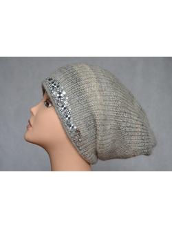 Шапка бини женская  Vizio Италия 6186 бежевая с украшениями фото