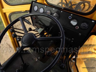 Автогрейдер ДЗ-143