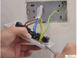 Цена подключения розетки в квартире в Москве ИВАНМАСТЕР