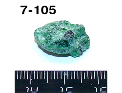 Хромдиопсид натуральный (необработанный) №7-105: 2,5г - 18*12*8мм