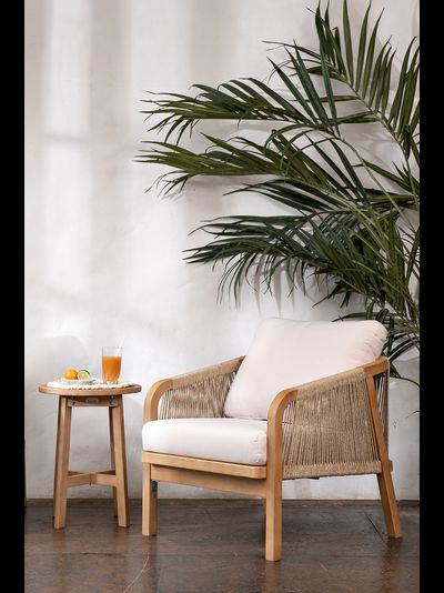 Боковой стол из акации Rimini