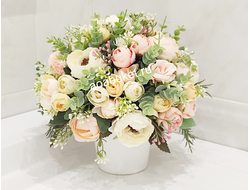 Композиция из искусственных цветов - № МК001 - для интерьера из цветов прекрасного качества