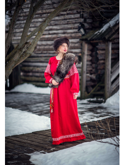 Платье для молодой женщины "Цельность"