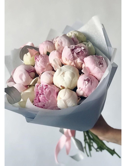 Букет из 15 пионов