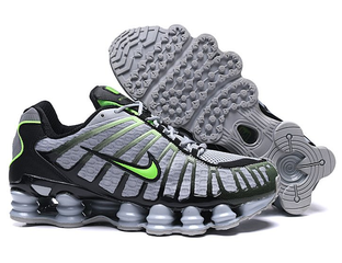 Nike shox green and black store
