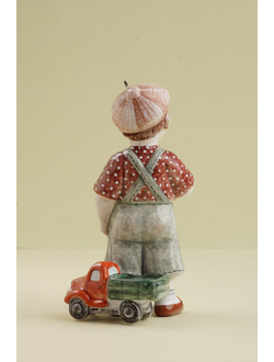 Мальчик с мороженым