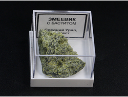 Змеевик, в пластиковом боксе, Россия, Средний Урал №24209