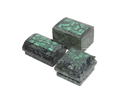 Шкатулки из камня змеевик, разные виды