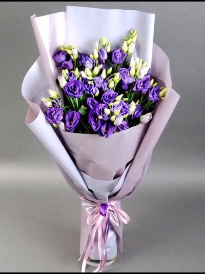 9 веток синей эустомы