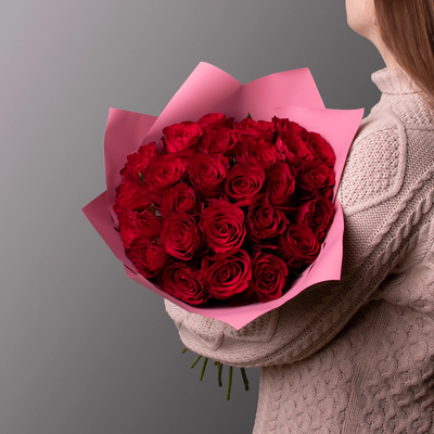 Мадам Ред - 25 роз