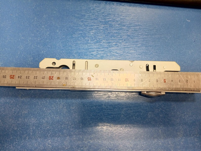012-Замок врезной  92 -16 25  Ролик  для оконного профиля ( межкомнатные двери) (Планета 70 п310 )