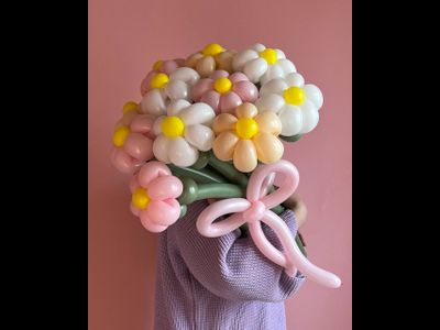 Букет  из шаров большой 15 ромашек