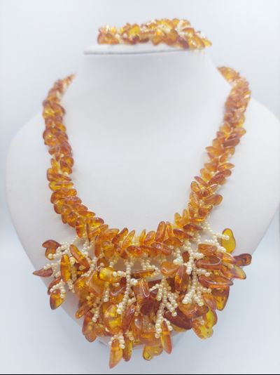 Комплект из Чешского бисера с натуральным янтарем 10979 ,10980