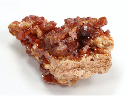 Ванадинит, кристаллы на породе, Марокко (41*30*25 мм, 34 г) №35884