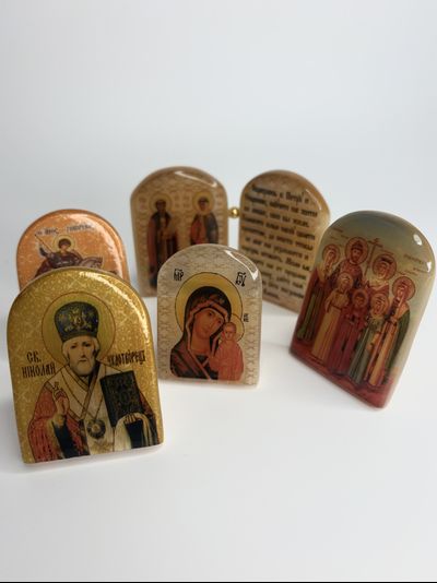 Икона из камня селенит. Разные лики