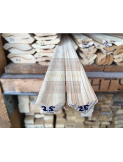 Плинтус деревянный хвойный 25 мм бессучковый сращенный