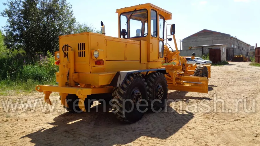Автогрейдер ДЗ-180 после полного капремонта